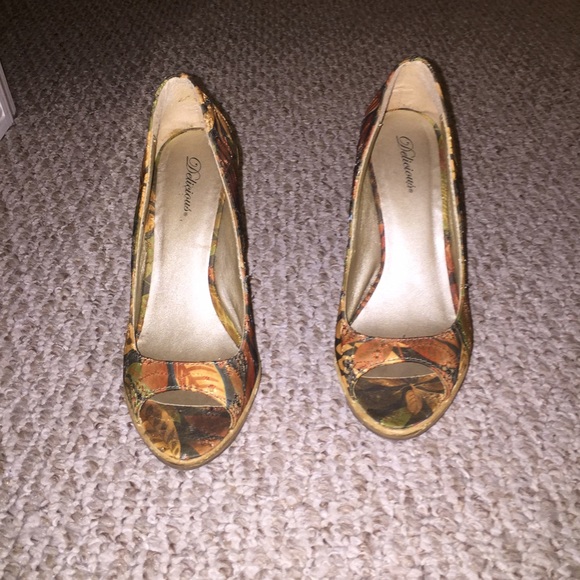 Sexy tropical print open toe wedge sandal