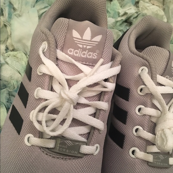 Flux Adidas 👟🐧