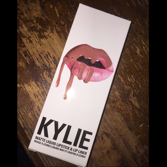 Kylie Matte Lip Kit