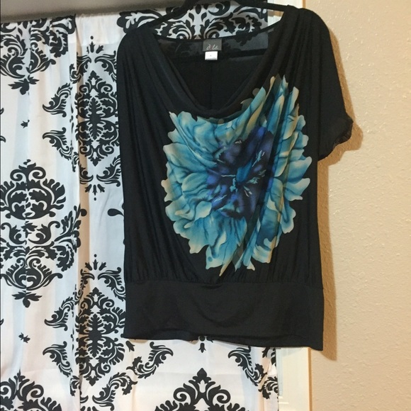 Floral top