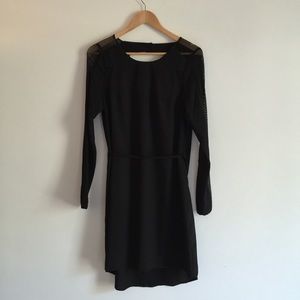 Dresses - ➰ la petite robe noir Dresses - ➰ la petite robe noir