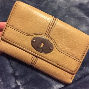 Tan/Beige Fossil Wallet