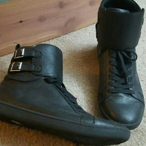 Forever 21 tennis shoes