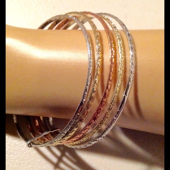 Multi color band bracelets - Picture 1 of 2