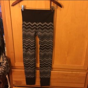 Lululemon High Waisted Patterned Leggings Sz2