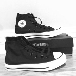 Brand New Black Converse Chuck Taylor High-Tops