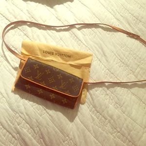 Louis Vuitton Crossbody