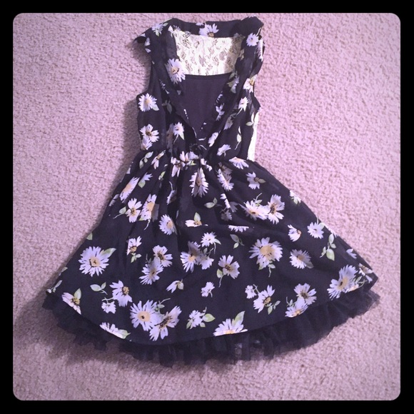 Floral girls dress
