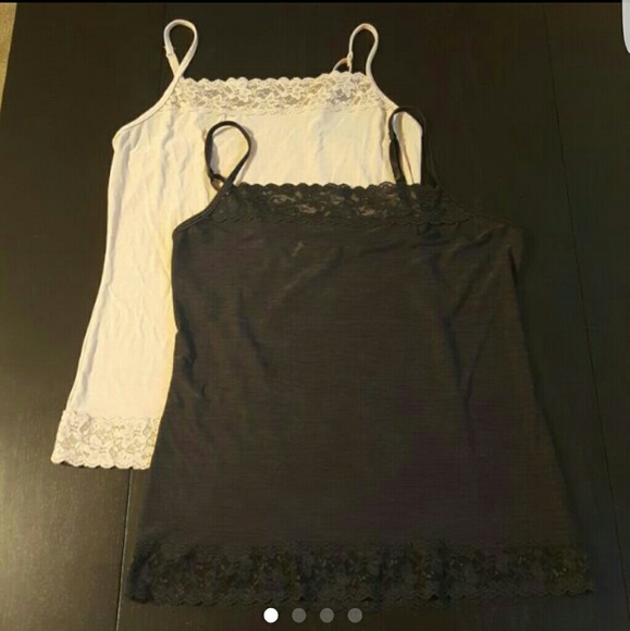 Lacy camisoles set of 2