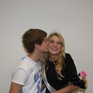 Meet your Posher, Whitney