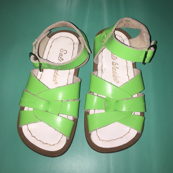 Toddler girls lime green saltwater sandals size 7