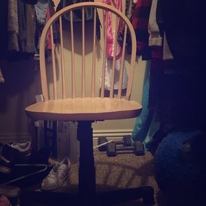 Desk chair
