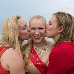 Meet your Posher, Rebecca