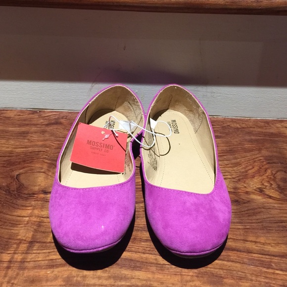 Purple flats, brand new
