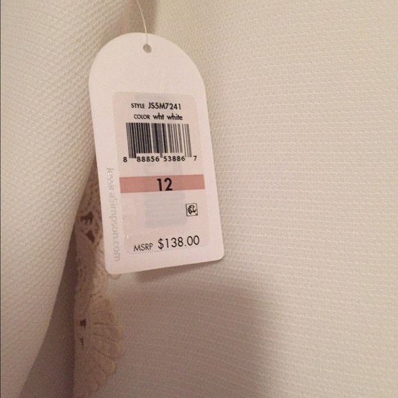 NWT White Jessica Simpson dress ✨available✨ - Picture 4 of 4