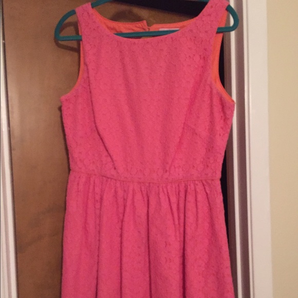 Lilly Pulitzer Hotty Pink dress ✨available✨ - Picture 2 of 3