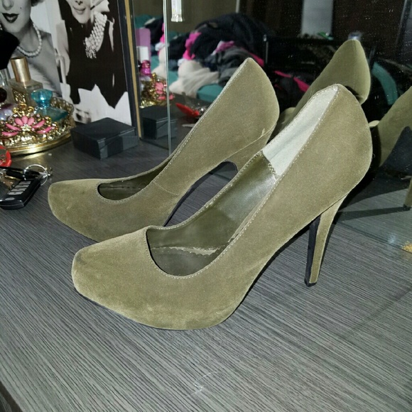 Olive heels