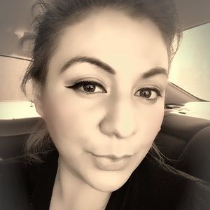 Meet your Posher, Veronica