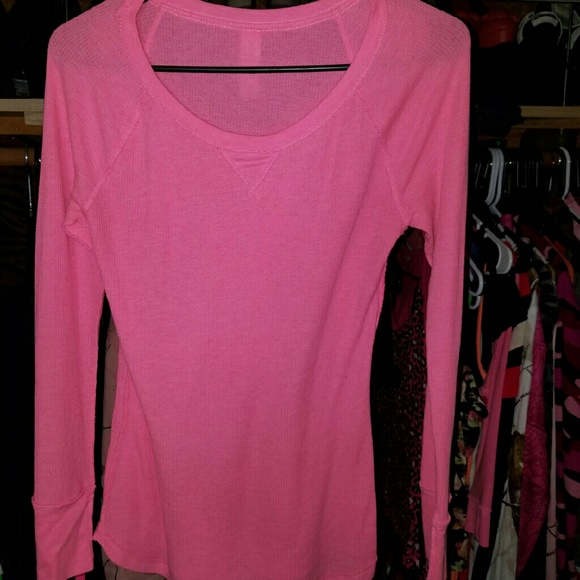 Pink thermal base layer