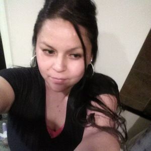 Meet your Posher, Monique