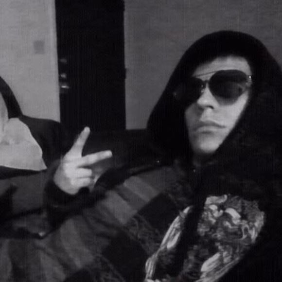 Meet your Posher, Cesar - Picture 1 of 1