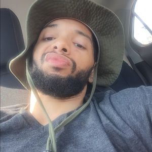 Meet your Posher, Aaron