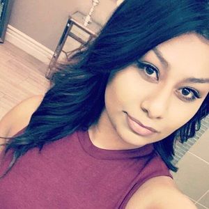 Meet your Posher, Ariana