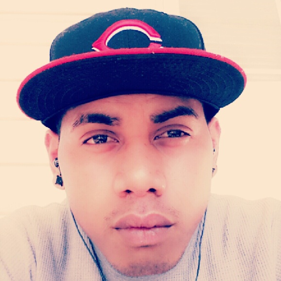 Meet your Posher, Peterson - Picture 1 of 1