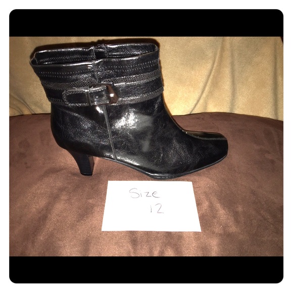 Ankle boots