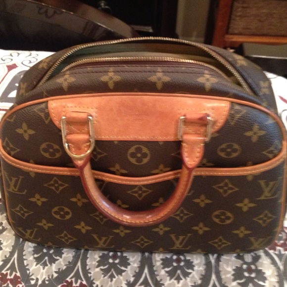 Louis Vuitton Bag