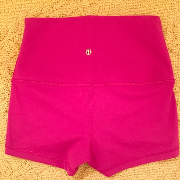 Pink Lululemon shirt shorts