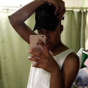 Meet your Posher, Naeem