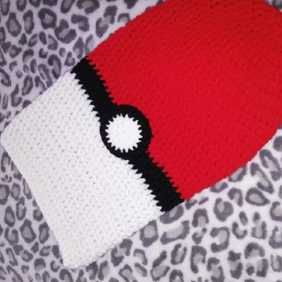 Pokemon Gift Set - Picture 3 of 4