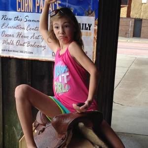 Meet your Posher, Toni