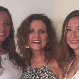 Meet your Posher, Georgia