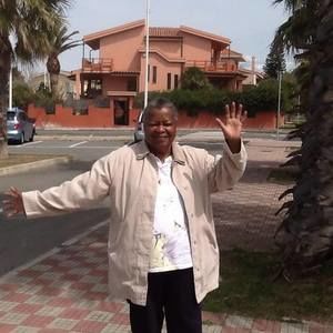 Meet your Posher, Latrice