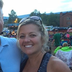 Meet your Posher, Denise