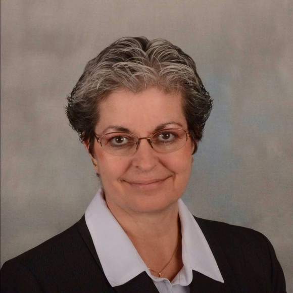 Meet your Posher, Anne