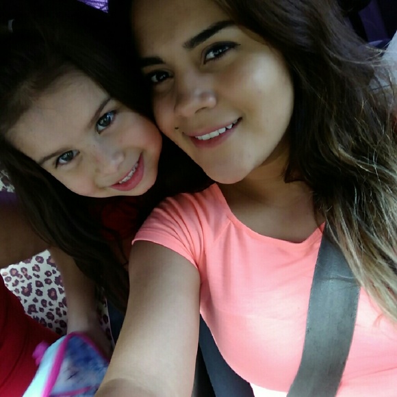 Meet your Posher, Adriana