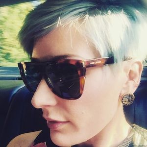Meet your Posher, Kara