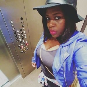 Meet your Posher, Alisha