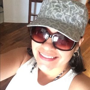 Meet your Posher, Maritza