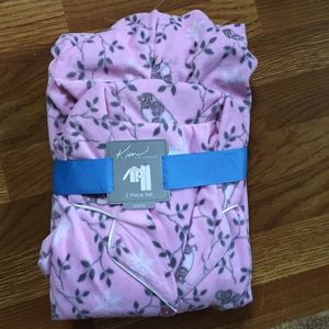 Kim Rogers nwt soft fleece pajamas. Size L