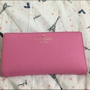 Kate Spade Wallet. Black Friday Sale