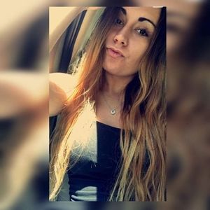 Meet your Posher, Briana