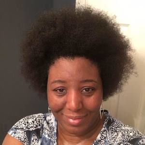 Meet your Posher, Andrea