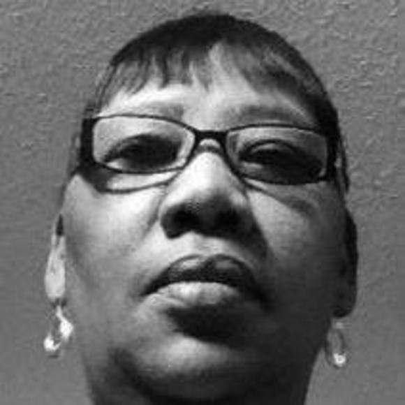 Meet your Posher, Danette - Picture 1 of 1