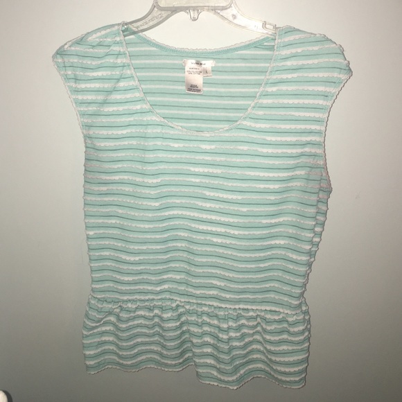 Mint green and white peplum top 💗