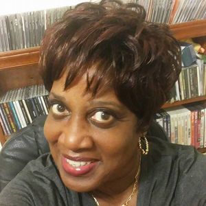 Meet your Posher, Brenda