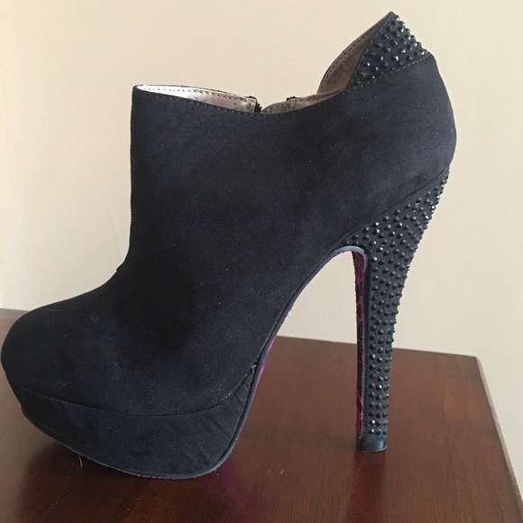 Betsey Johnson size 71/2 bootie